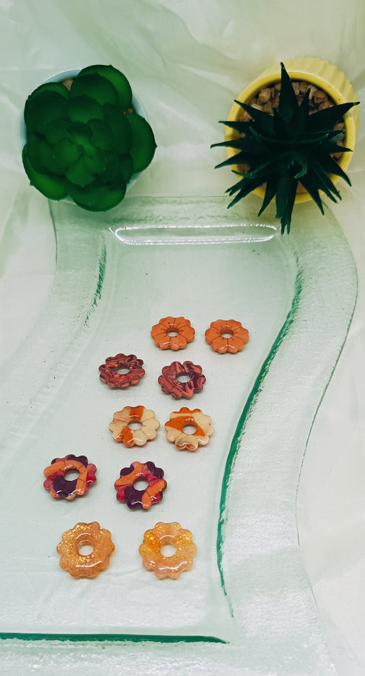 Pampilles interchangeables en forme de cœur Coeurelia : saumon uni, beige tacheté orange, tricolore violet et rose fuchsia, translucide orange - SoizElla