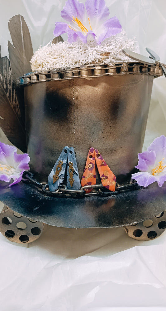 Pampilles interchangeables Lancéa style Steampunk : marbré gris noir avec aiguille d'horloger et marbré orange violet aux engrenages dorés - SoizElla