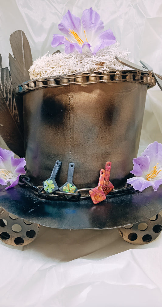 Pampilles interchangeables Flèchéa style Steampunk : marbré gris noir avec sequin fleur et marbré rose violet orange aux engrenages cuivrés incrustés - SoizElla